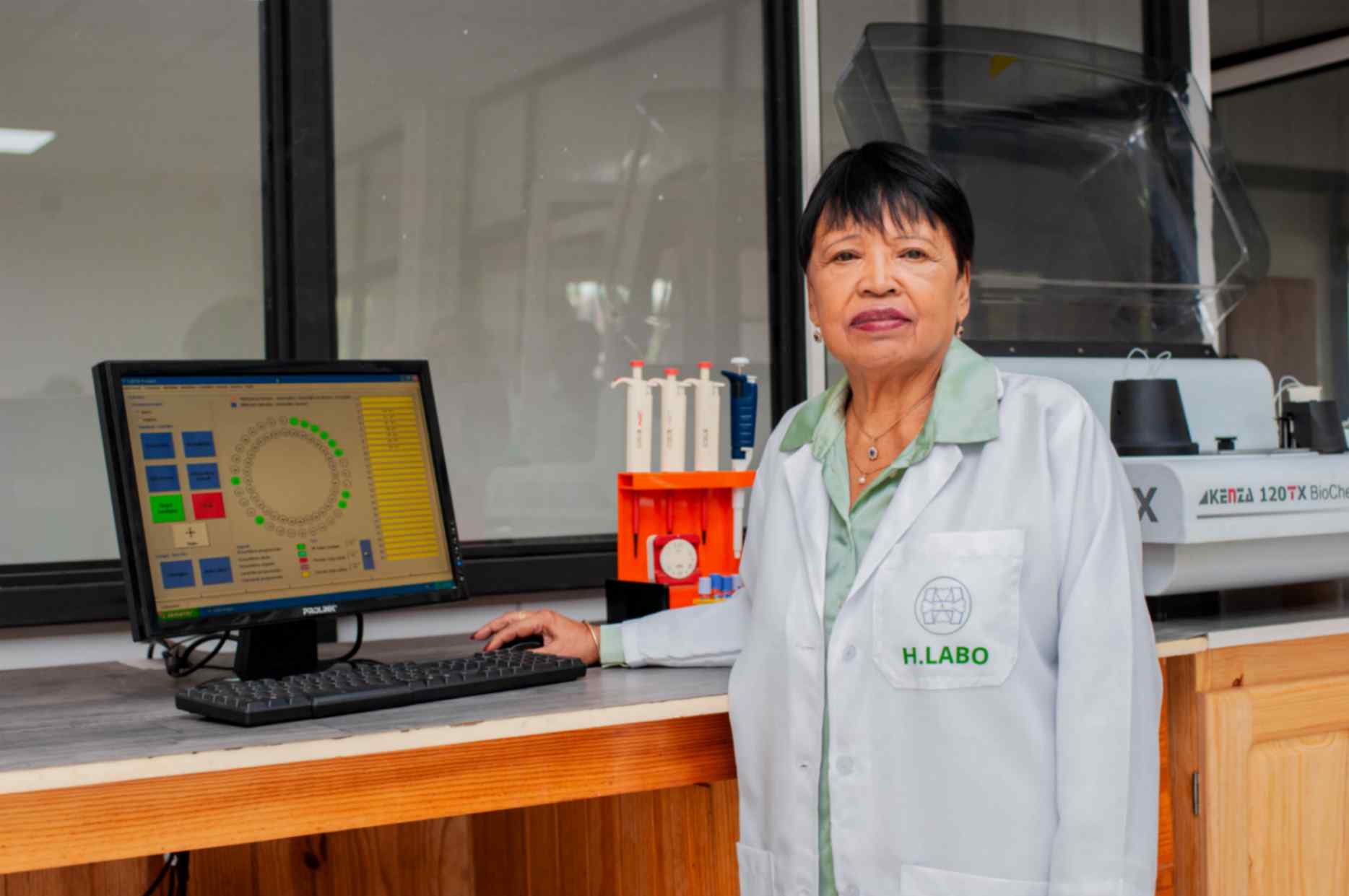Dr Lucienne RAHARIMANANTSOA Directeur technique médecin biologiste